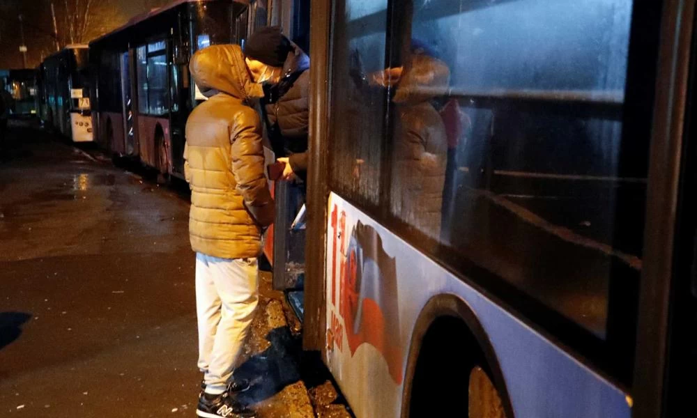 Ουκρανία: Άμαχοι εγκαταλείπουν το Ντονμπάς-Συγκλονιστικές εικόνες